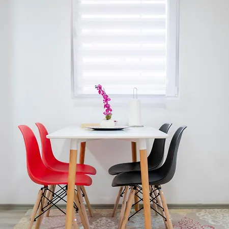 Bayt - Free Parking *